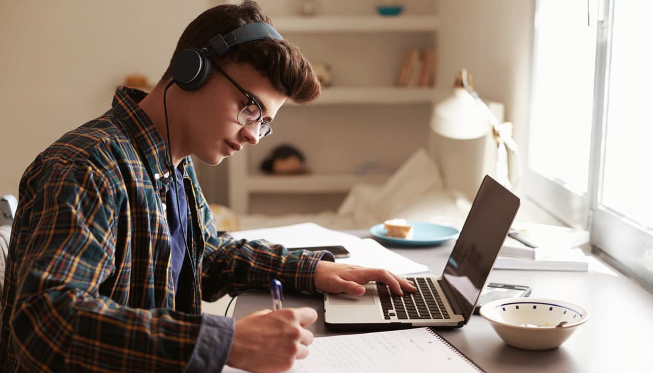 Selbstbewusstsein steigern mithilfe von Online Coaching