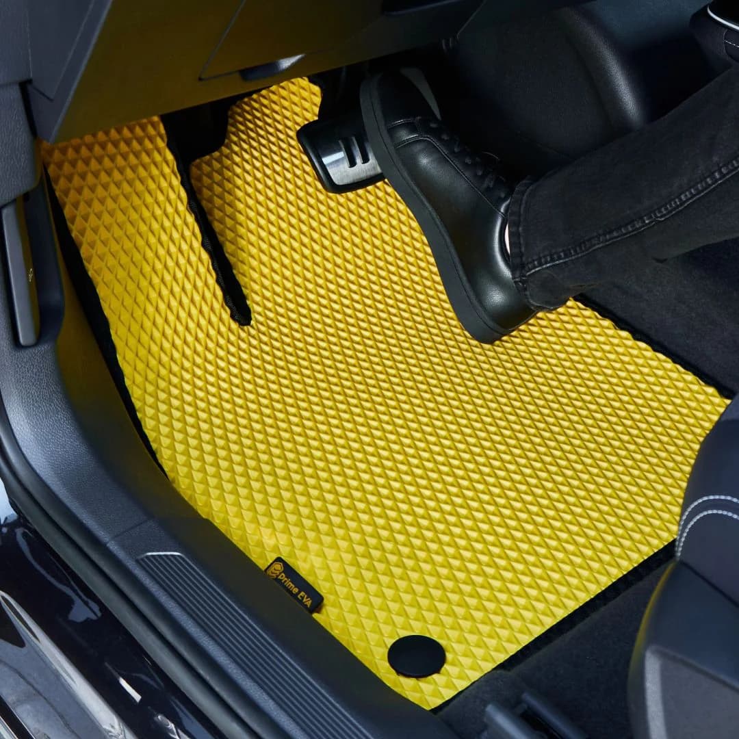 Fußmatten Auto & Kofferraumwanne – Maßgeschneidert für Ihr Auto, nachhaltig produziert