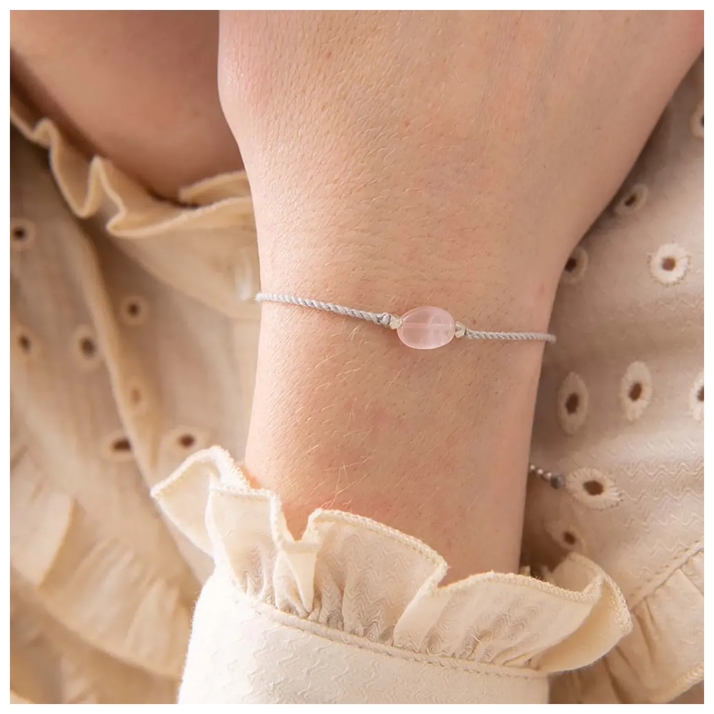 Rosenquarz Armband von CrystalScents – Liebe, Harmonie und zeitlose Eleganz